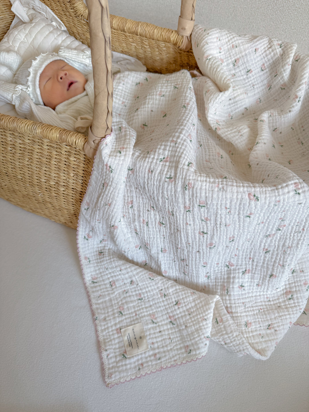 1gram  / WooWoo Floral Gauze Blanket