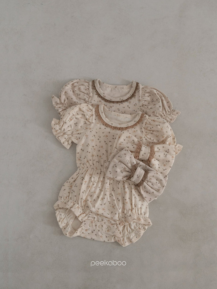 peekaboo  / Bella baby suit