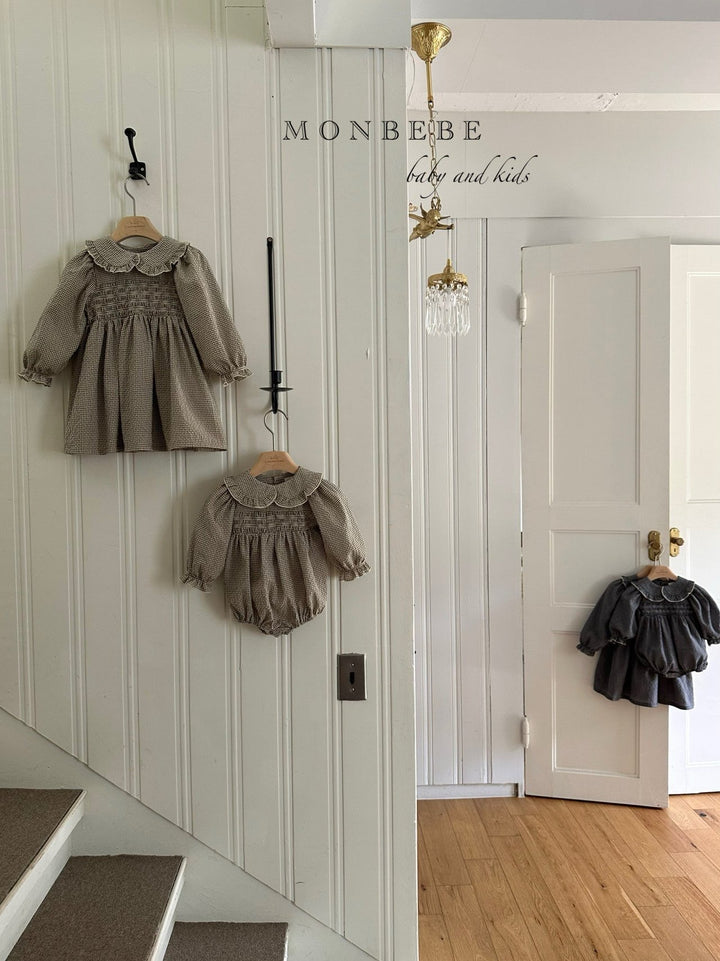 monbebe / Autumn Zimmer frill suit