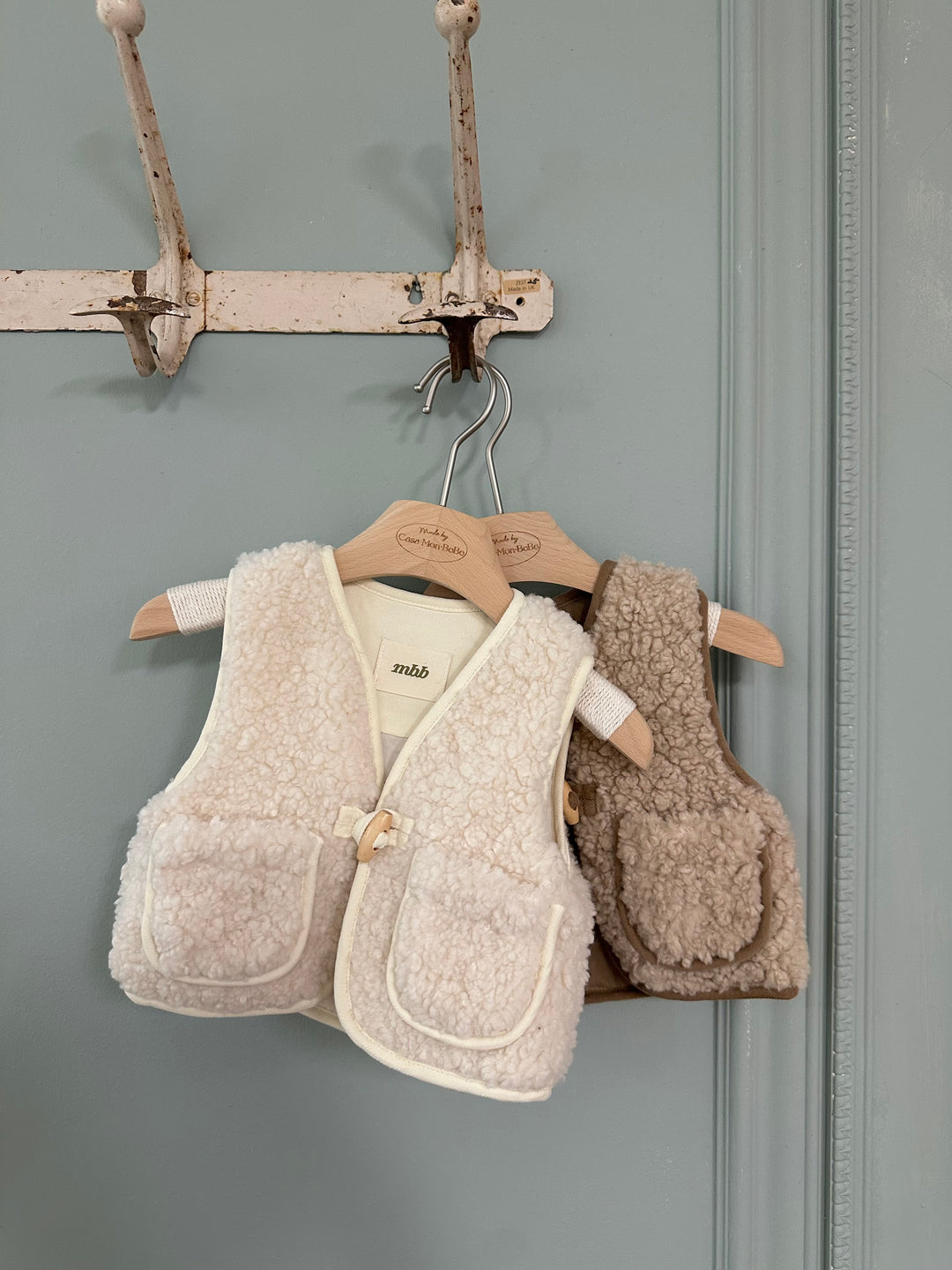monbebe / Shearling Vest
