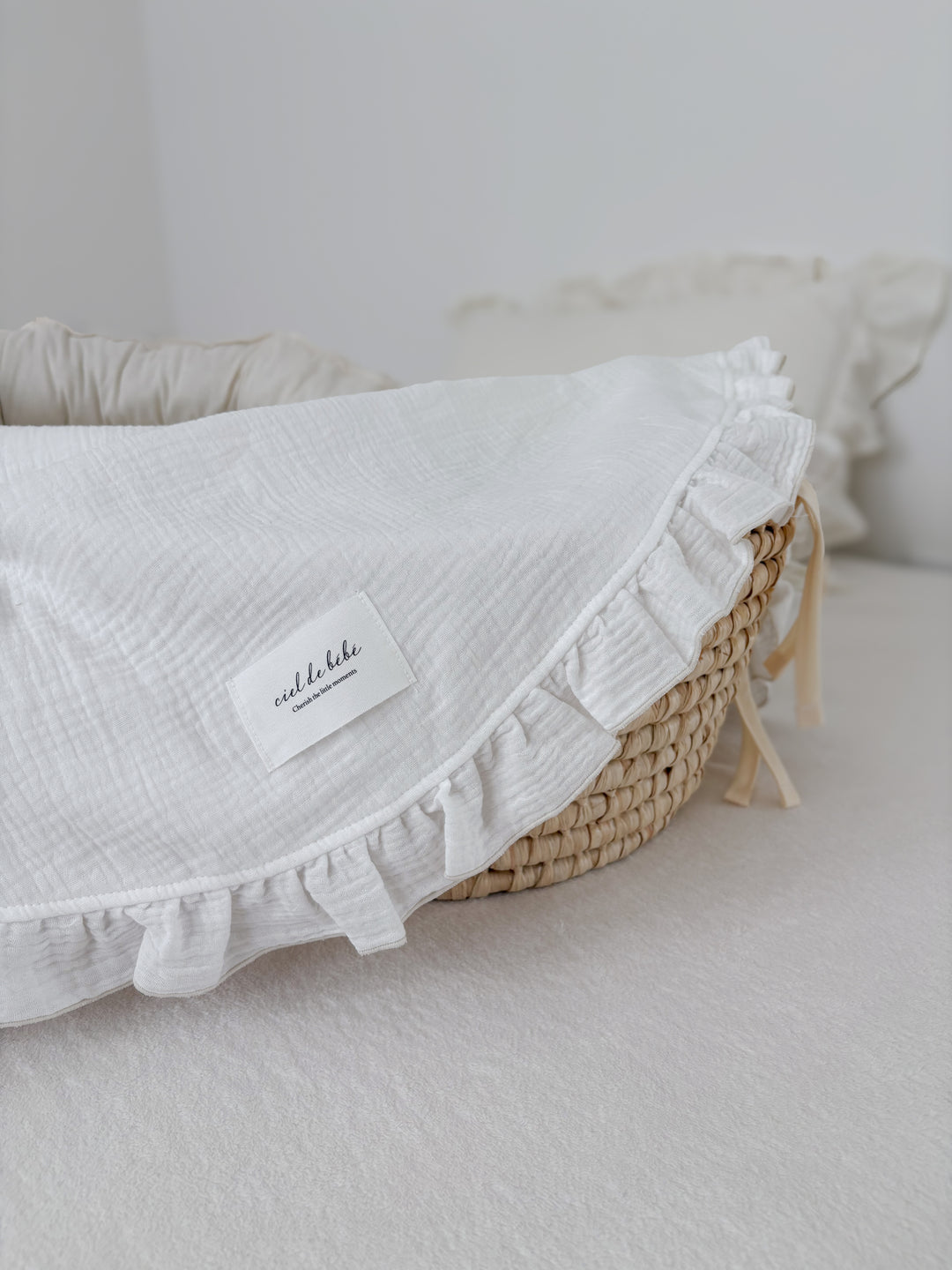 bébé / Luna Round Frill Blanket