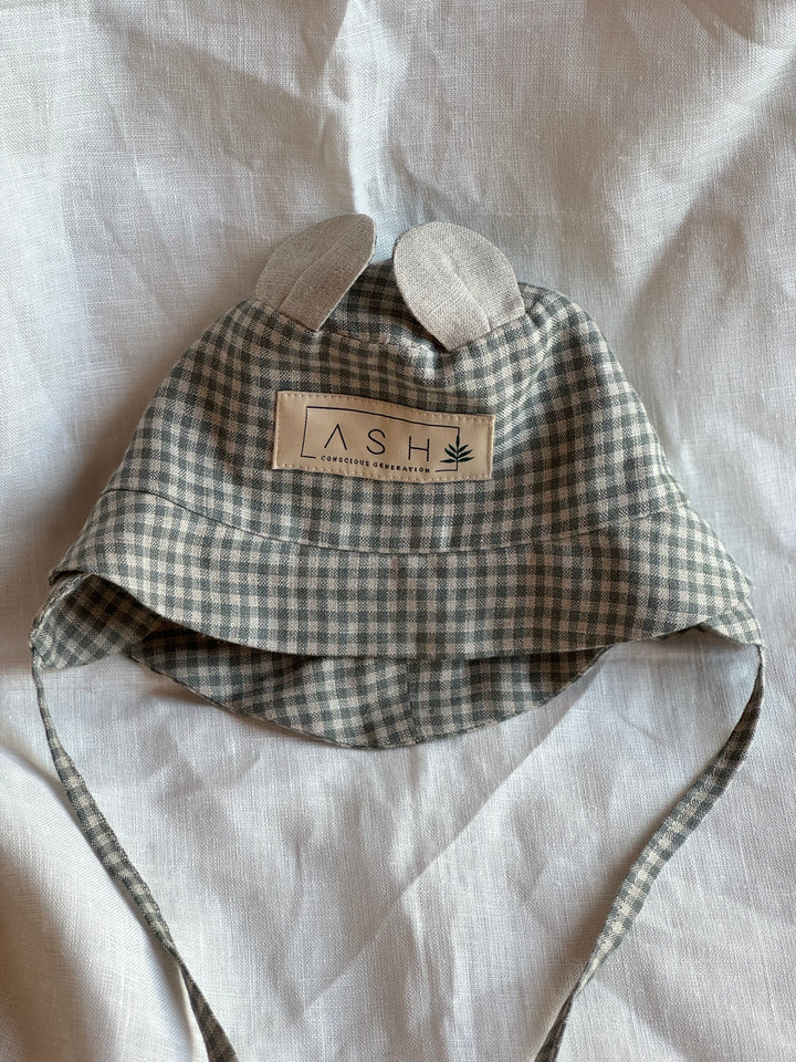 ASH Generation /  bear hat (straight / basil gingham)