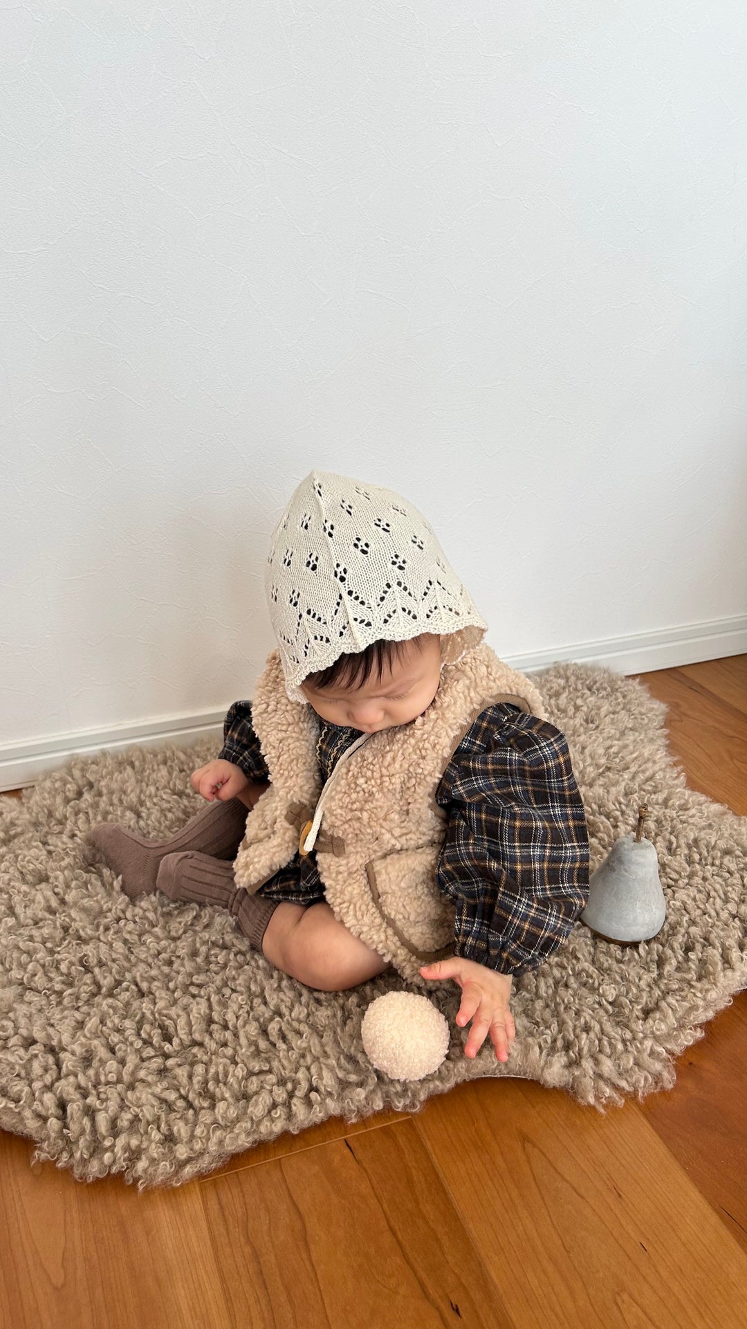 monbebe / Shearling Vest