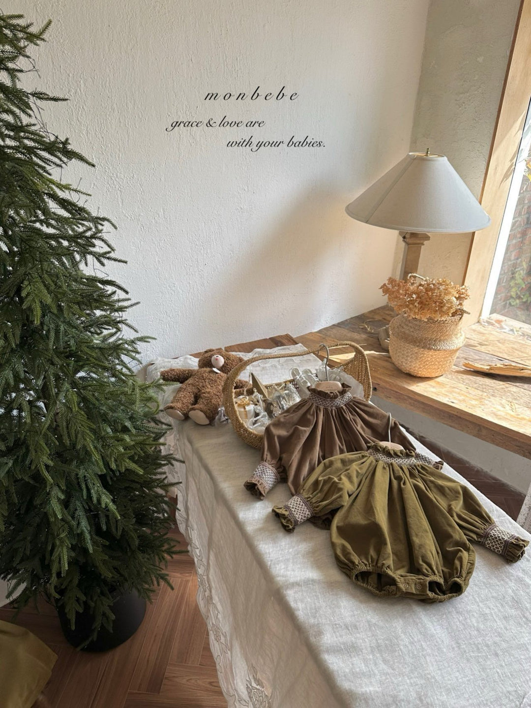 【新作:10/27以降発送】 monbebe / Charlotte smock suit