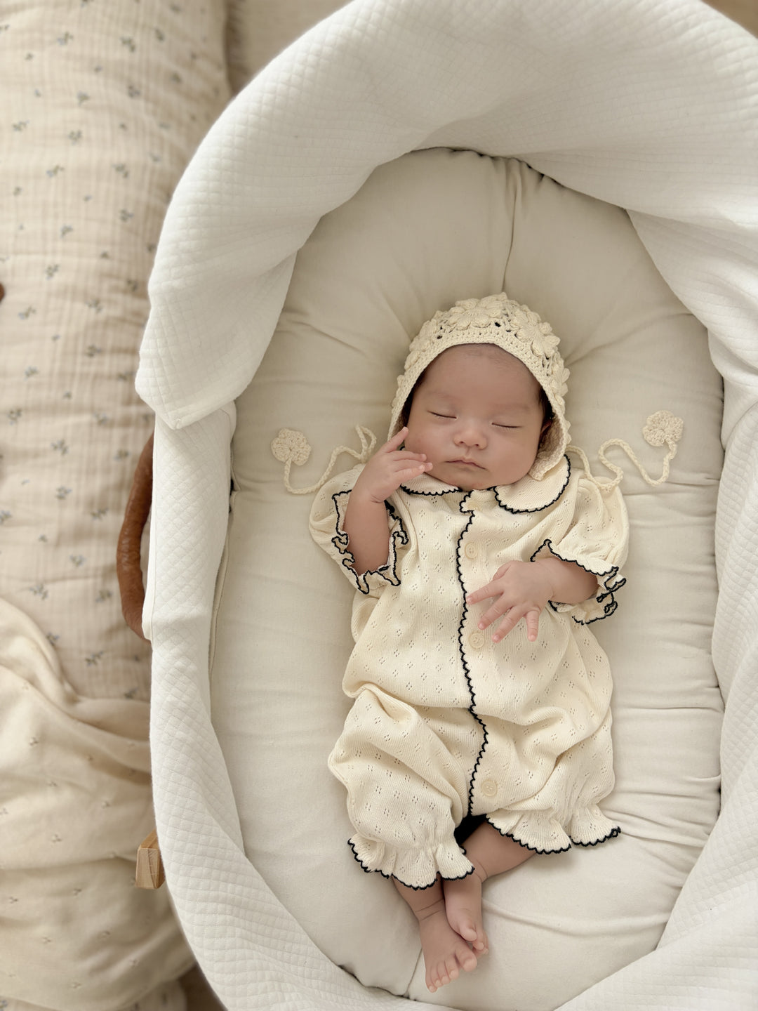 【予約】bébé / (半袖) hana picot lace suit