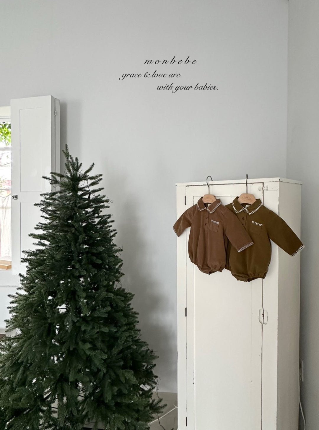 【新作:10/27以降発送】 monbebe / Louis melo suit