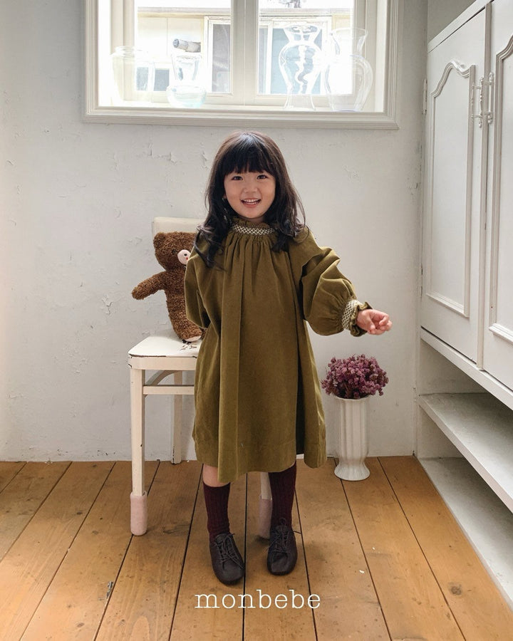 monbebe / Corduroy Smock Dress