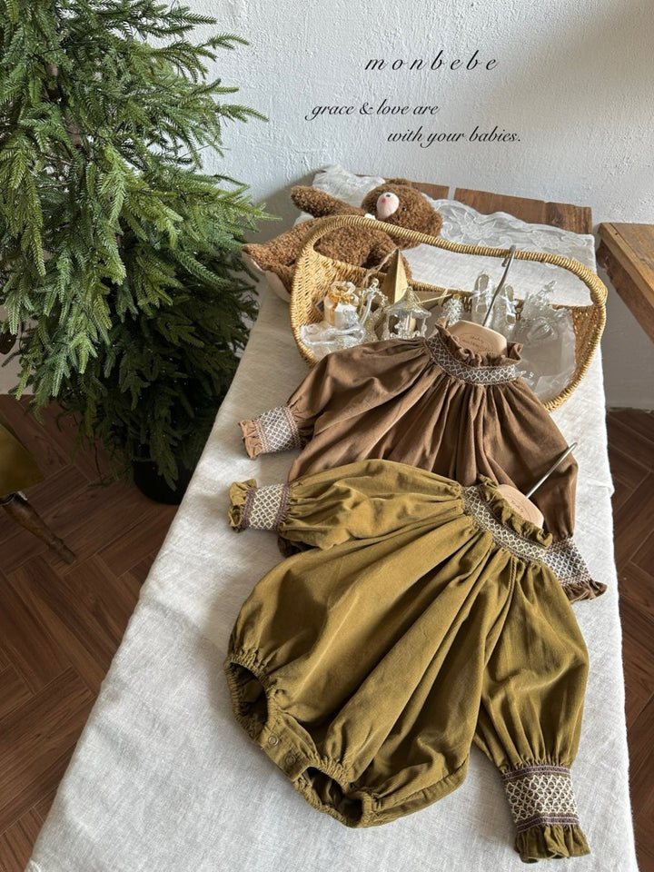 【新作:10/27以降発送】 monbebe / Charlotte smock suit