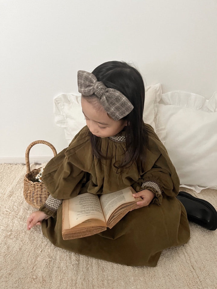 【新作:10/27以降発送】 monbebe / Charlotte smock dress