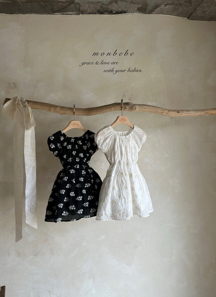 monbebe / Poponia dress