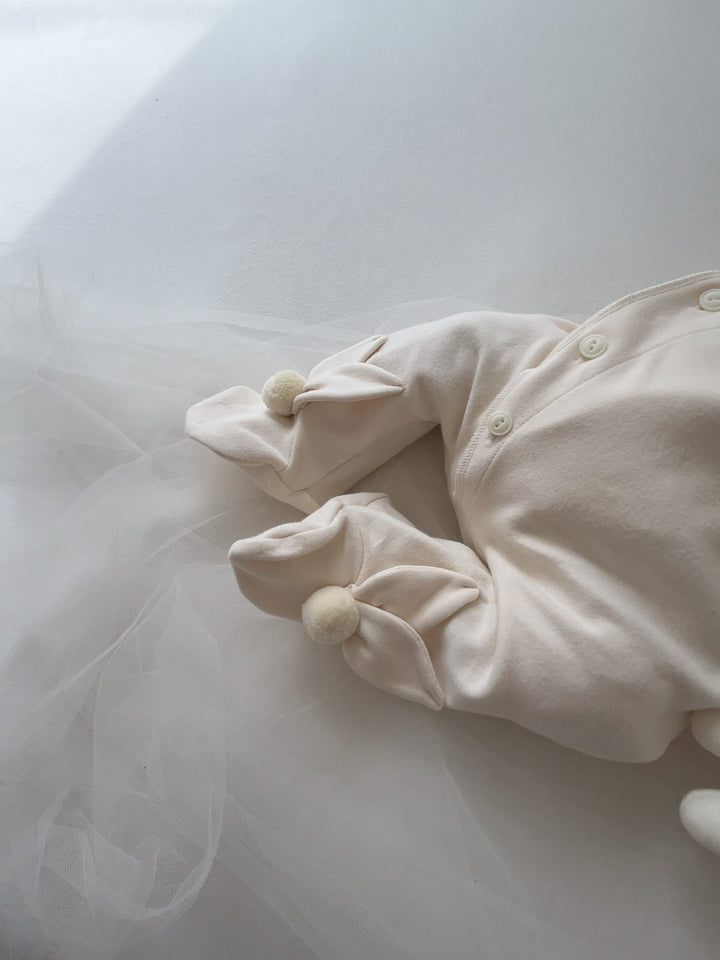 monbebe / Bunnytoe suit