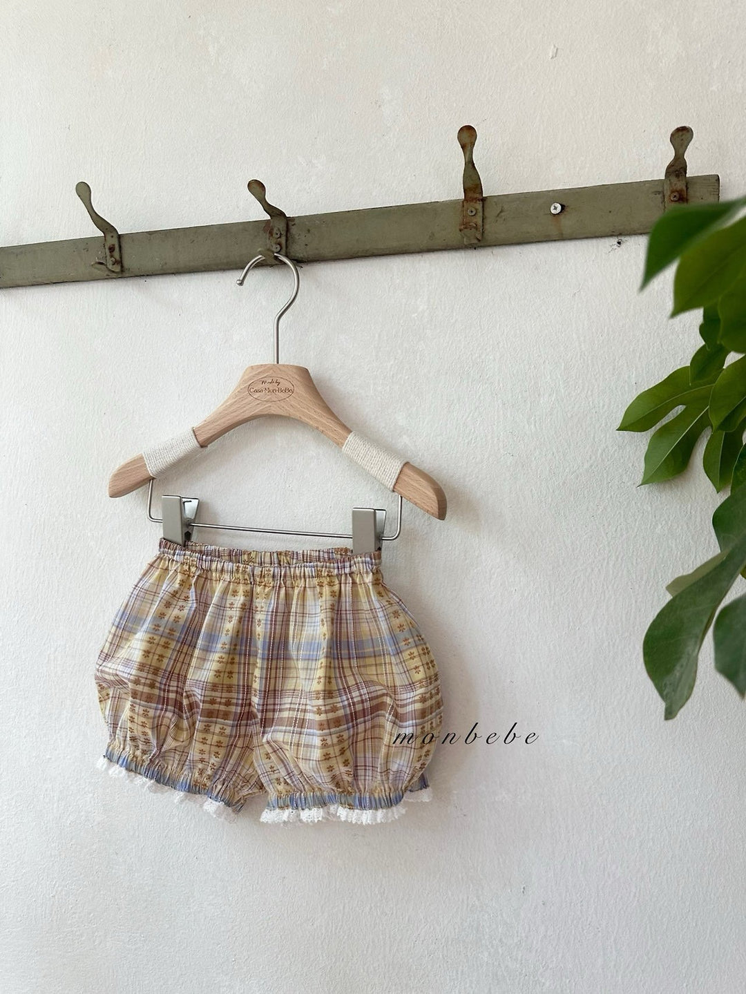 【予約】monbebe / Check Peony Balloon Shorts