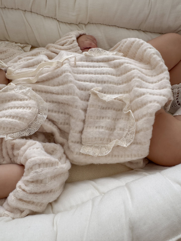 【11/28 ivory/cream S再入荷】 monbebe / Knit bonbon suit(bonnet set)