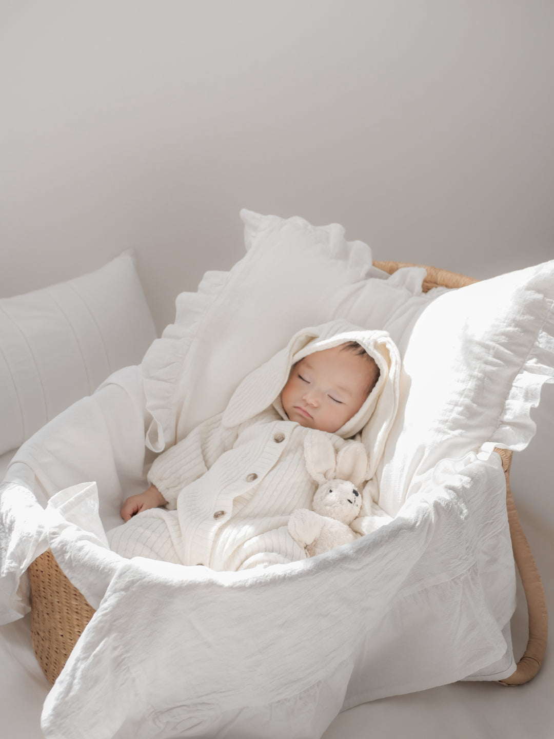 【新作:10/27以降発送】 monbebe / Bunny knit suit