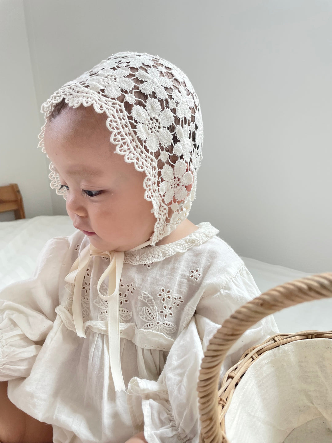 marron / Lace bonnet