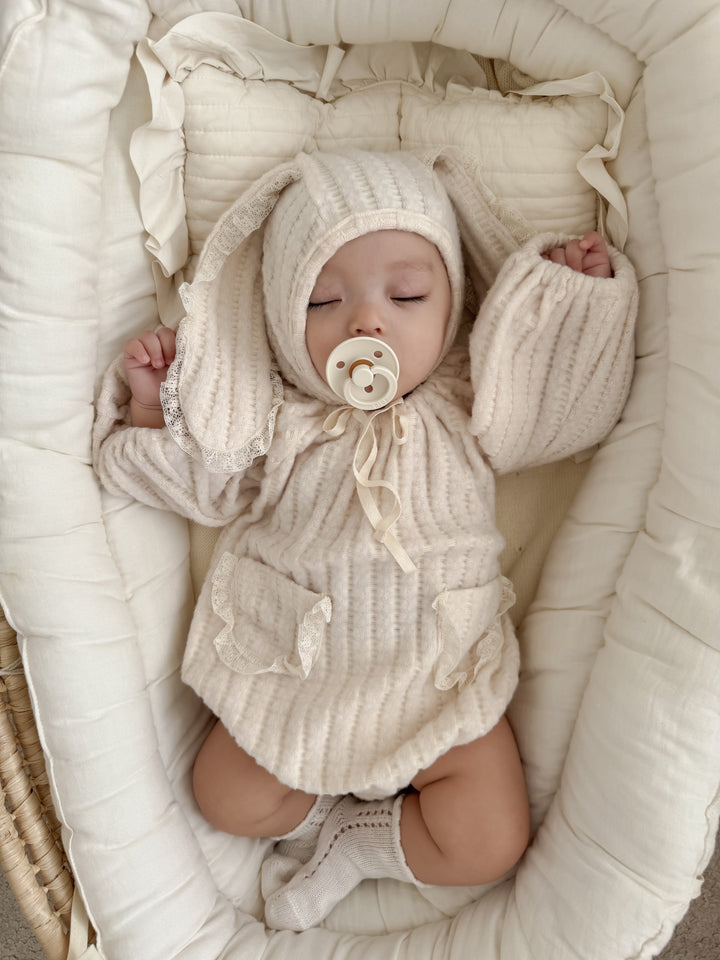 【11/28 ivory/cream S再入荷】 monbebe / Knit bonbon suit(bonnet set)