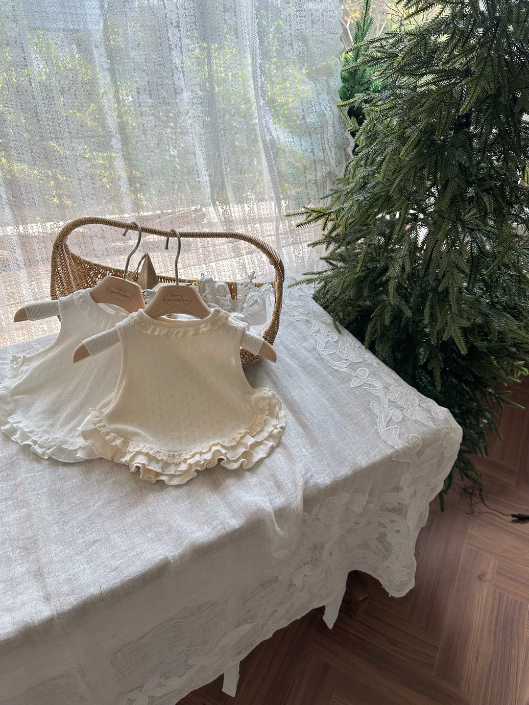 【11/17 再入荷】 monbebe / Frill Vest