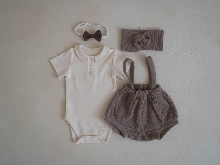 peekaboo  / roy suit
