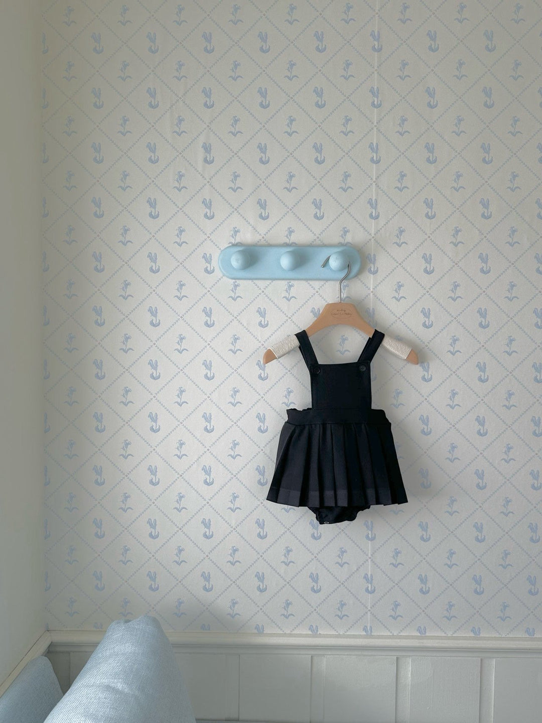 【予約】monbebe / Louis Pleats Suspender Suit