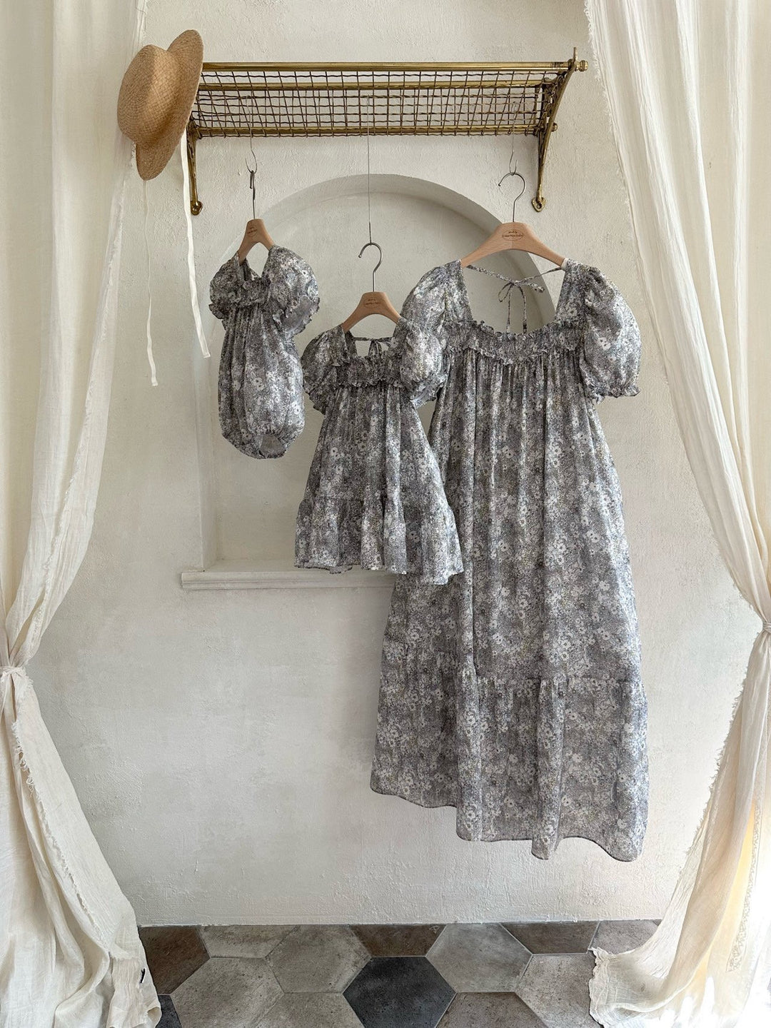 【予約】 monbebe / Hazy Flower Dress   (mom)