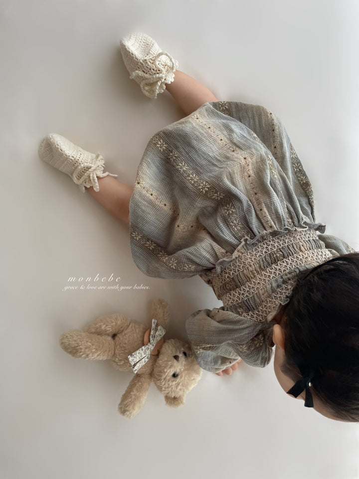 monbebe / Lara check smock suit