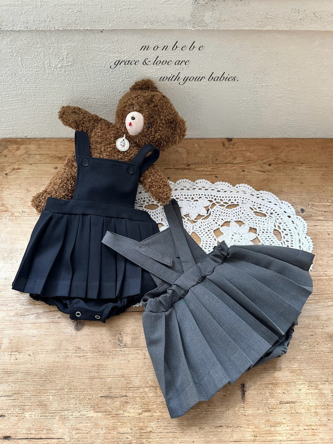 【予約】monbebe / Louis Pleats Suspender Suit