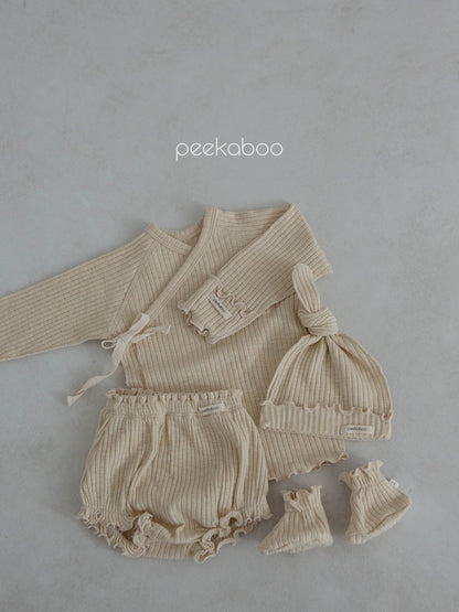 peekaboo  / ann newborn set