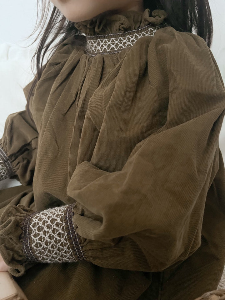 【新作:10/27以降発送】 monbebe / Charlotte smock dress