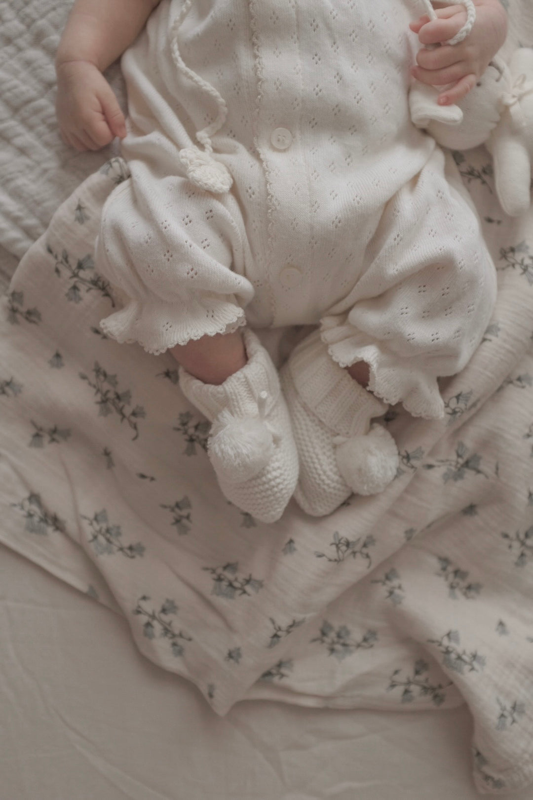 【予約】bébé / (半袖) hana picot lace suit