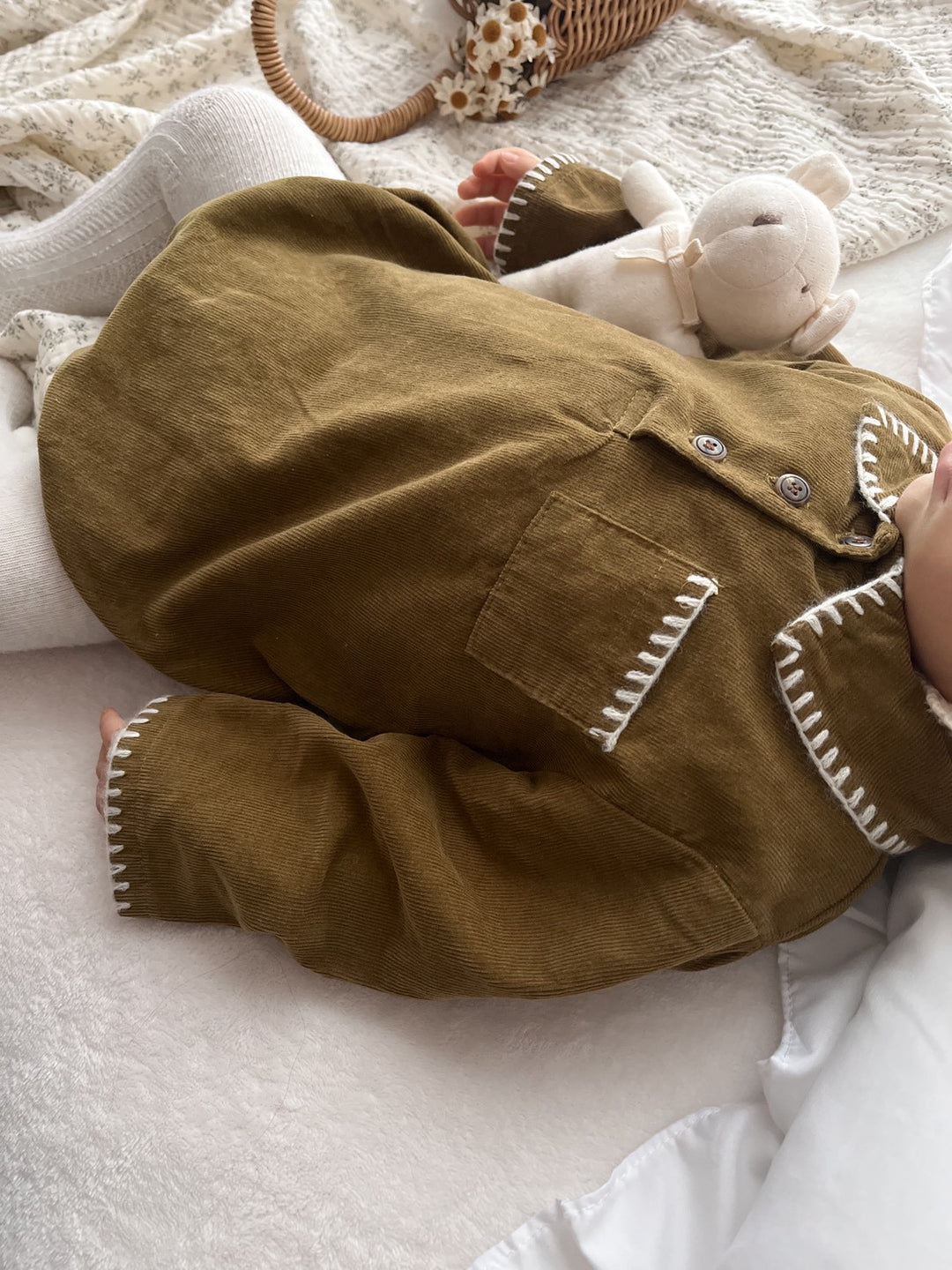 【新作:10/27以降発送】 monbebe / Louis melo suit