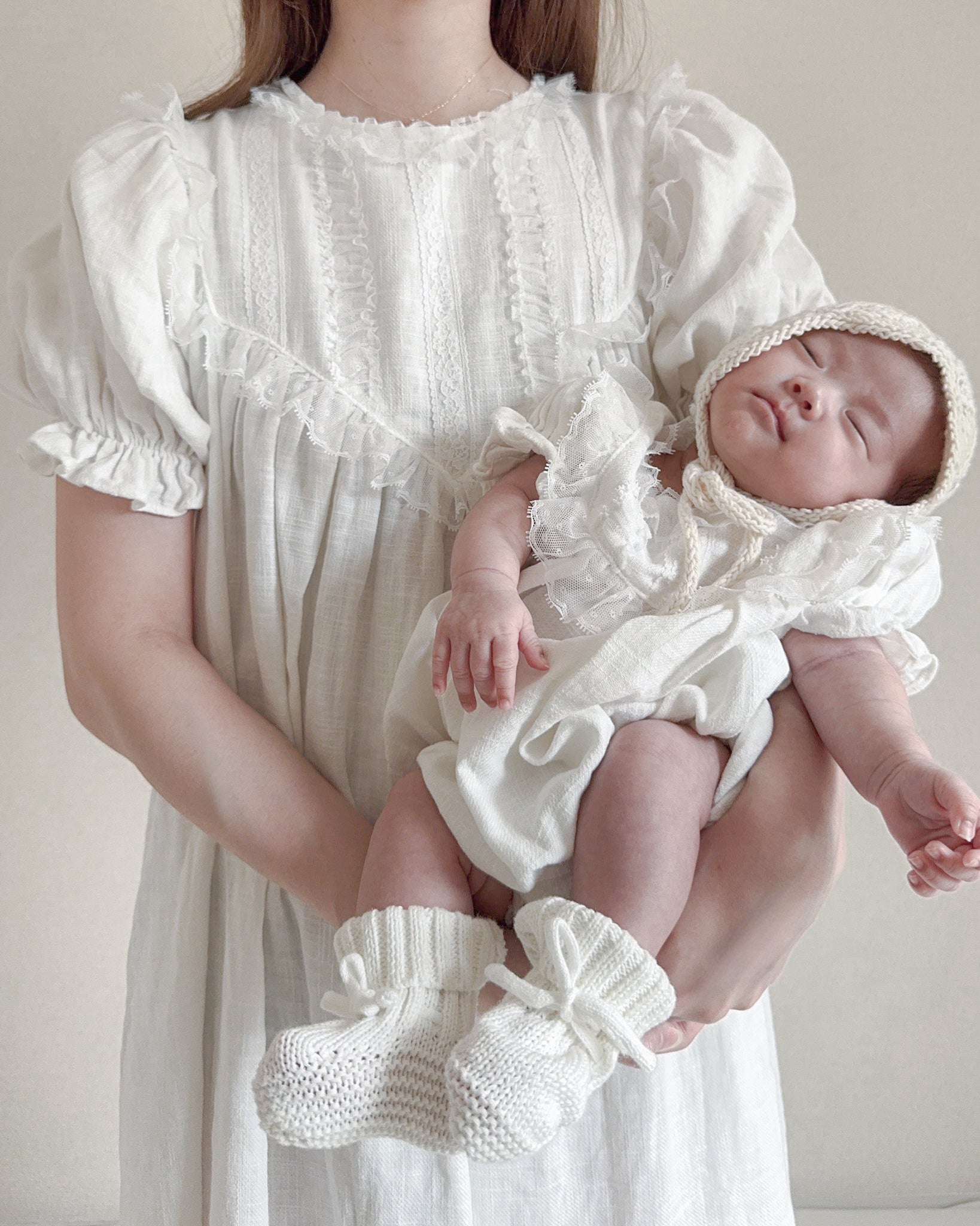 monbebe リネン レース付き ワンピース　親子セット monbebe / (mom) Lumiere dress – ciel de bébé