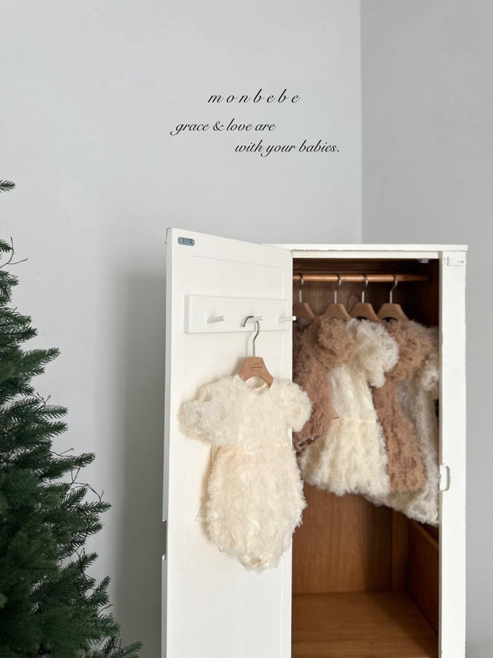 【新作 11/12発売 】monbebe / Blanc Shasha suit