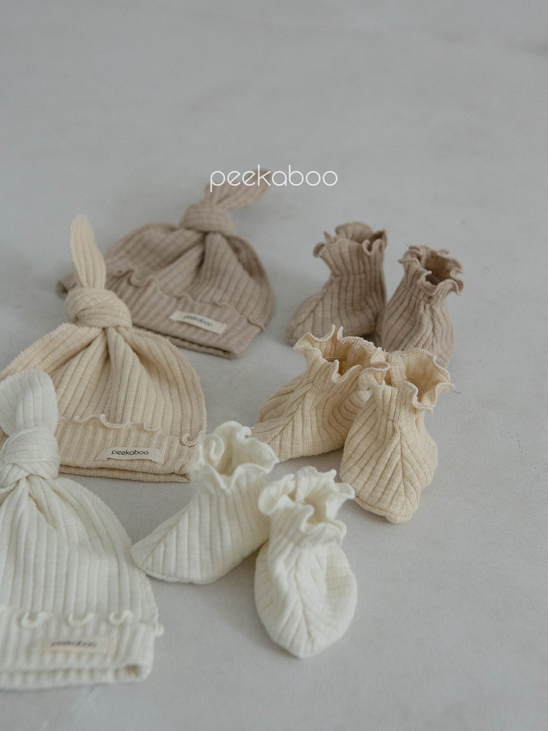 peekaboo  / ann newborn set