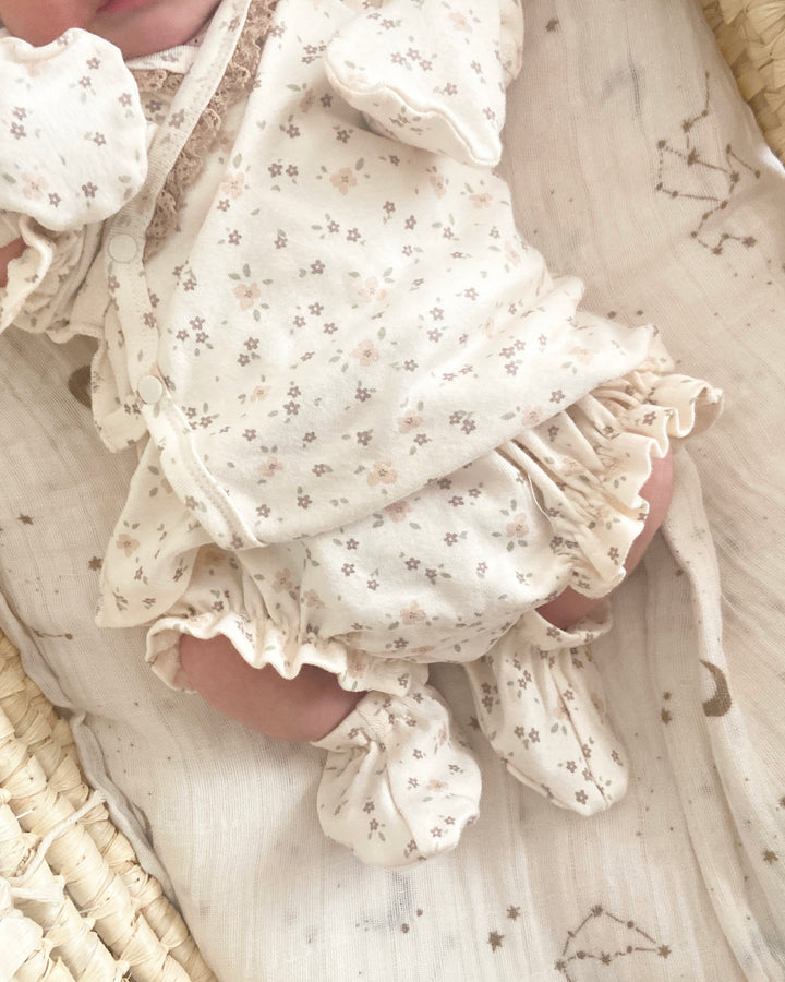 peekaboo  / Bella newborn set