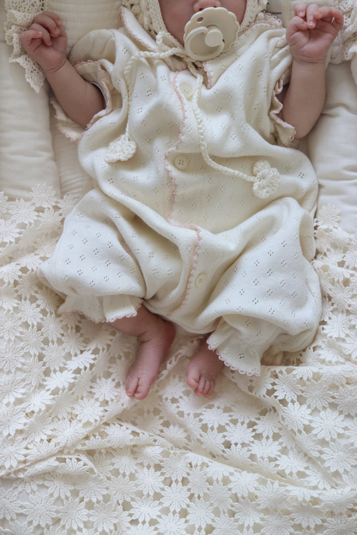 【予約】bébé / (半袖) hana picot lace suit