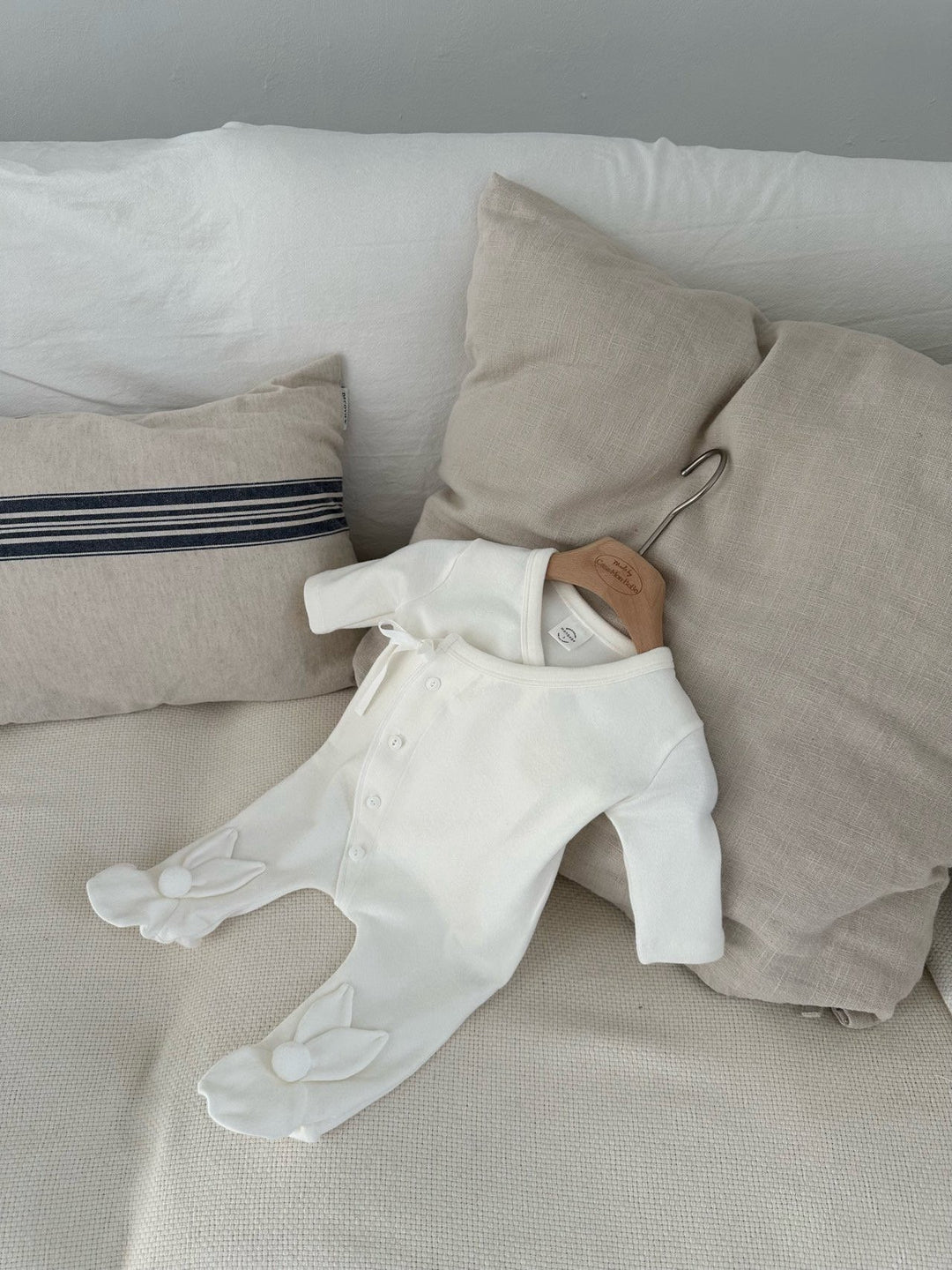 monbebe / Bunnytoe suit