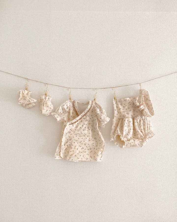 peekaboo  / Bella newborn set
