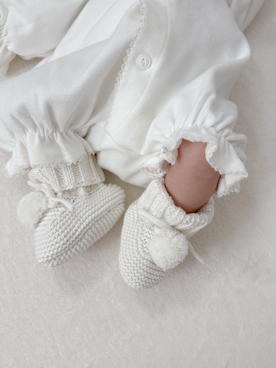 bébé / knit pompom shoes