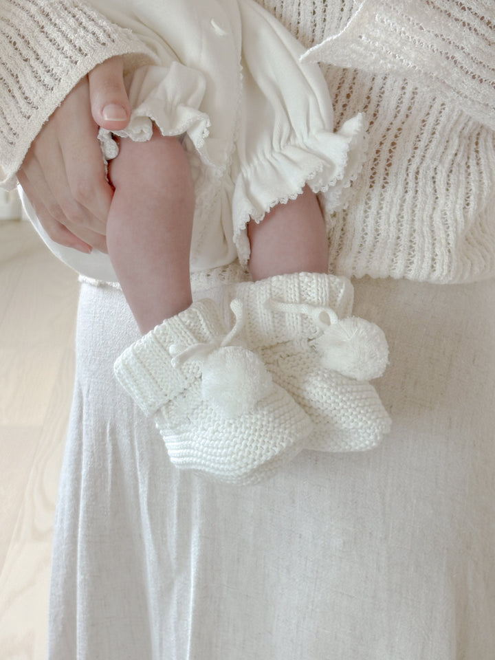 bébé / knit pompom shoes