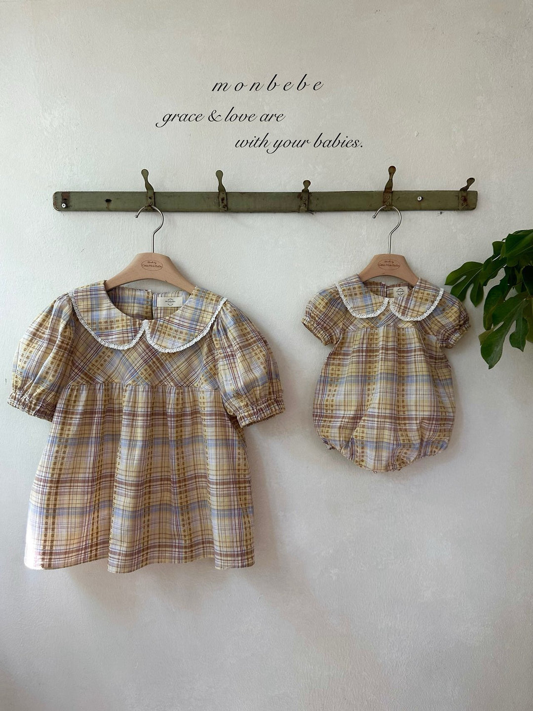 【予約】 monbebe / Check Peony Blouse  (mom)