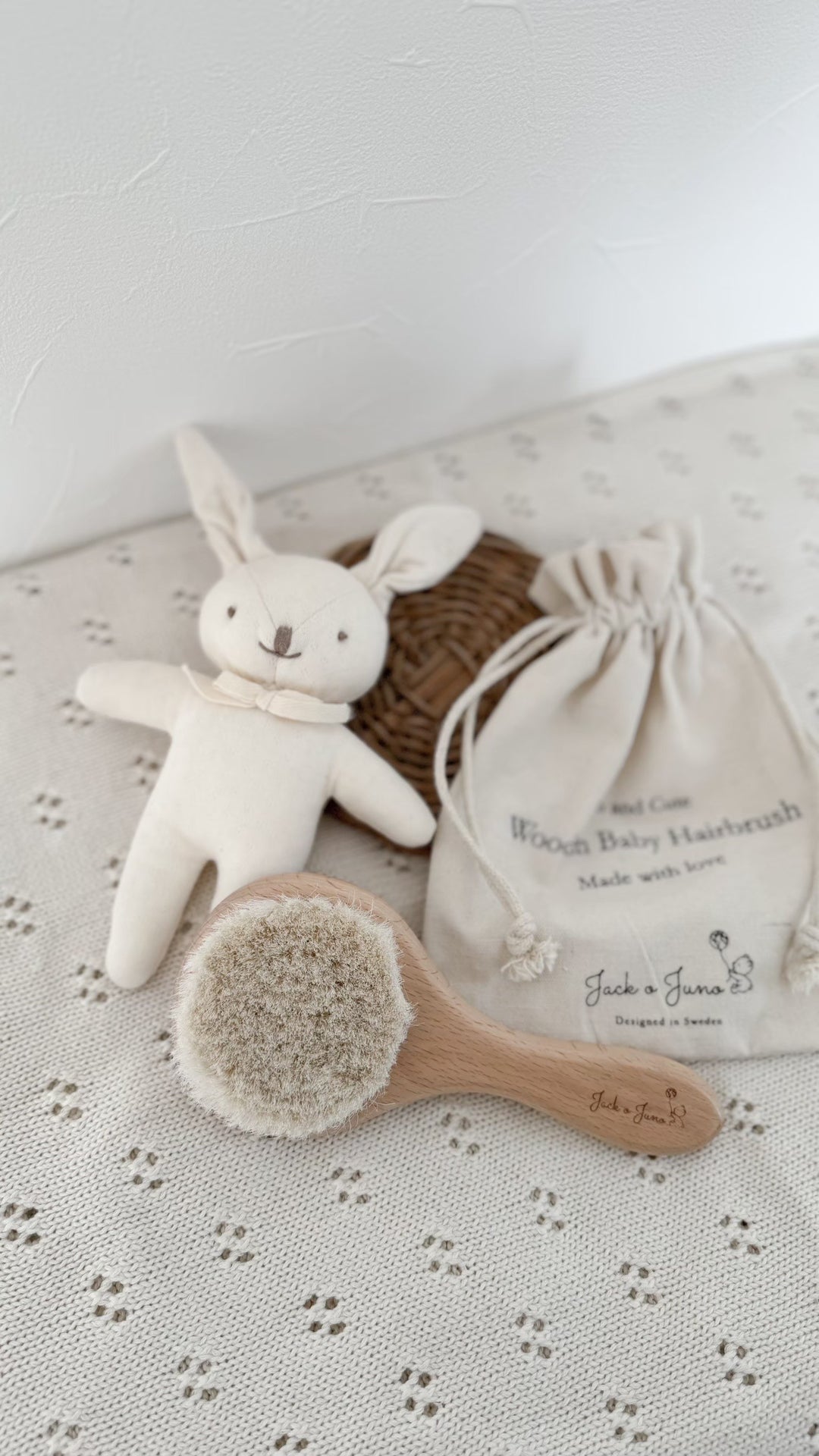 Jack o Juno / Wooden Baby Hairbrush