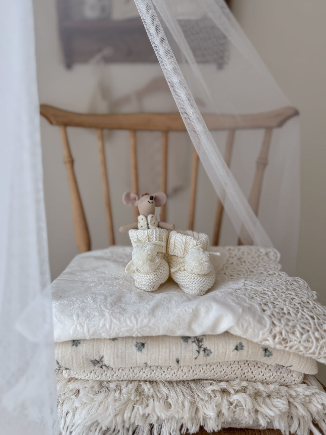 bébé / knit pompom shoes