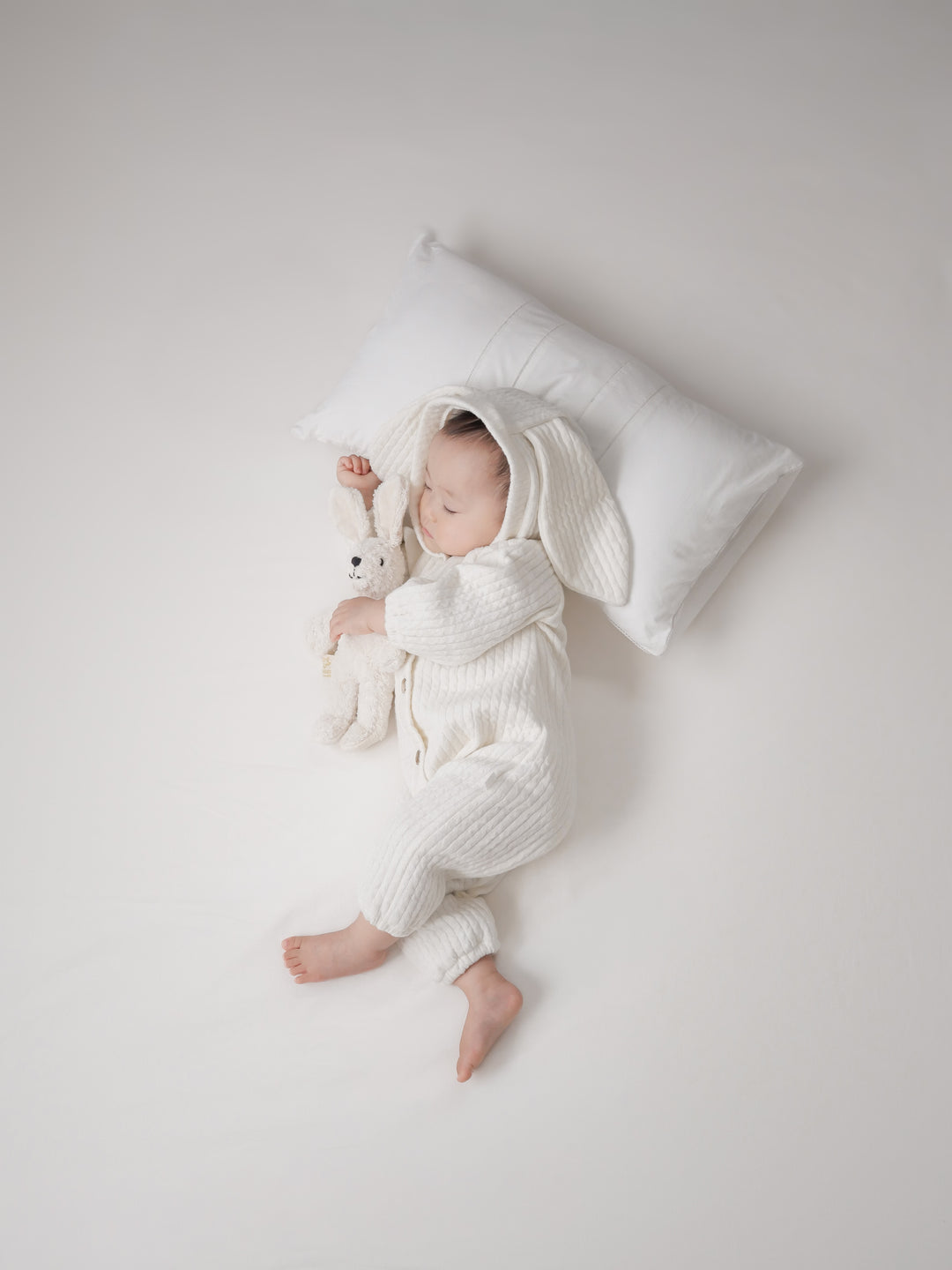 【新作:10/27以降発送】 monbebe / Bunny knit suit