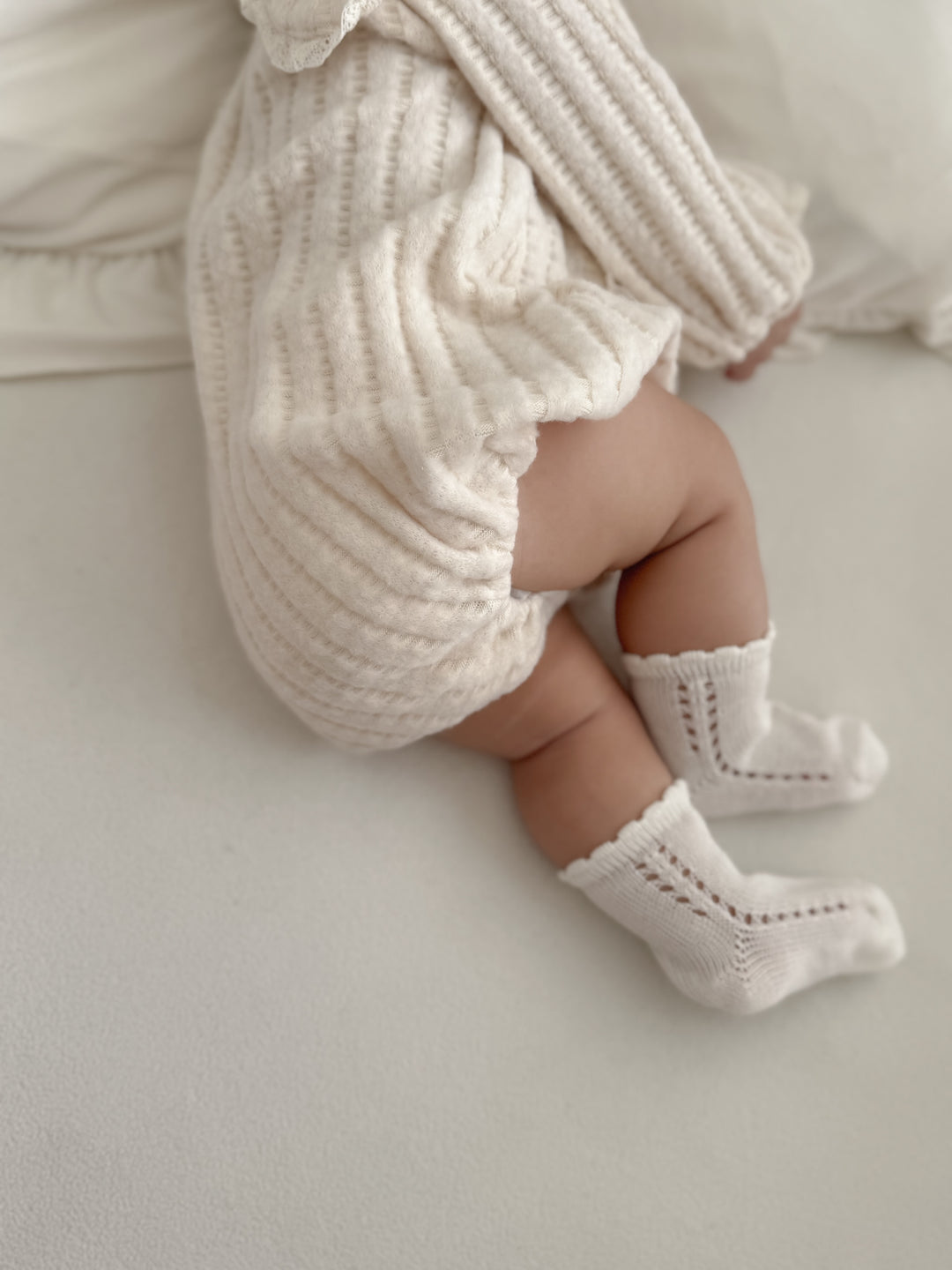 【11/28 ivory/cream S再入荷】 monbebe / Knit bonbon suit(bonnet set)