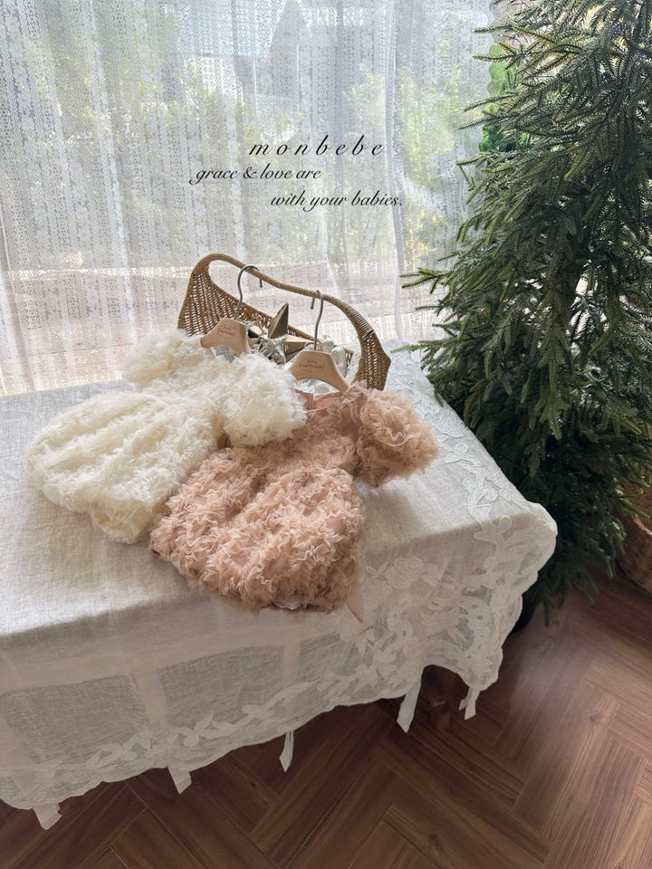 【新作 11/12発売 】monbebe / Blanc Shasha suit