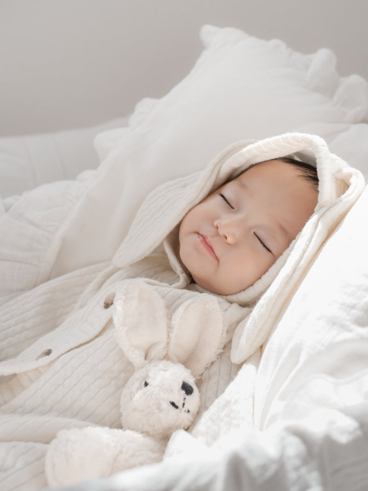 【新作:10/27以降発送】 monbebe / Bunny knit suit