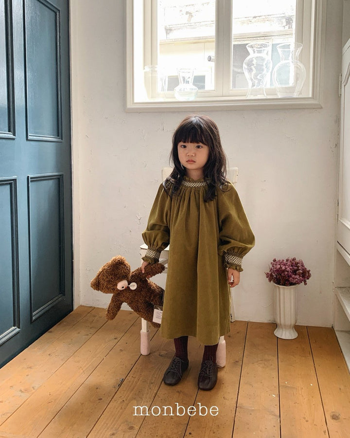 monbebe / Corduroy Smock Dress