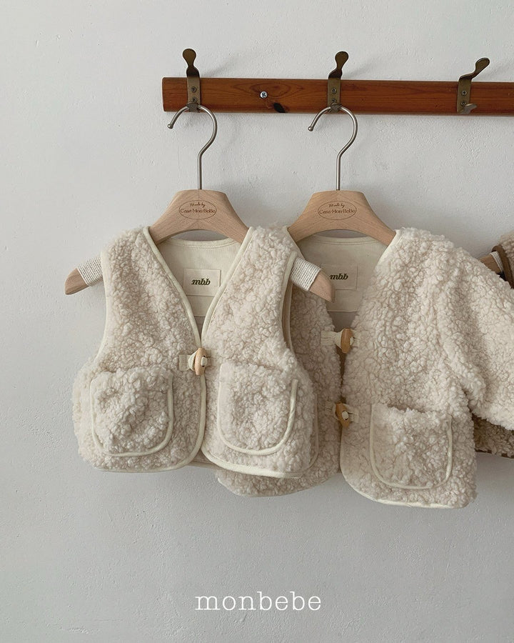 monbebe / Shearling Vest