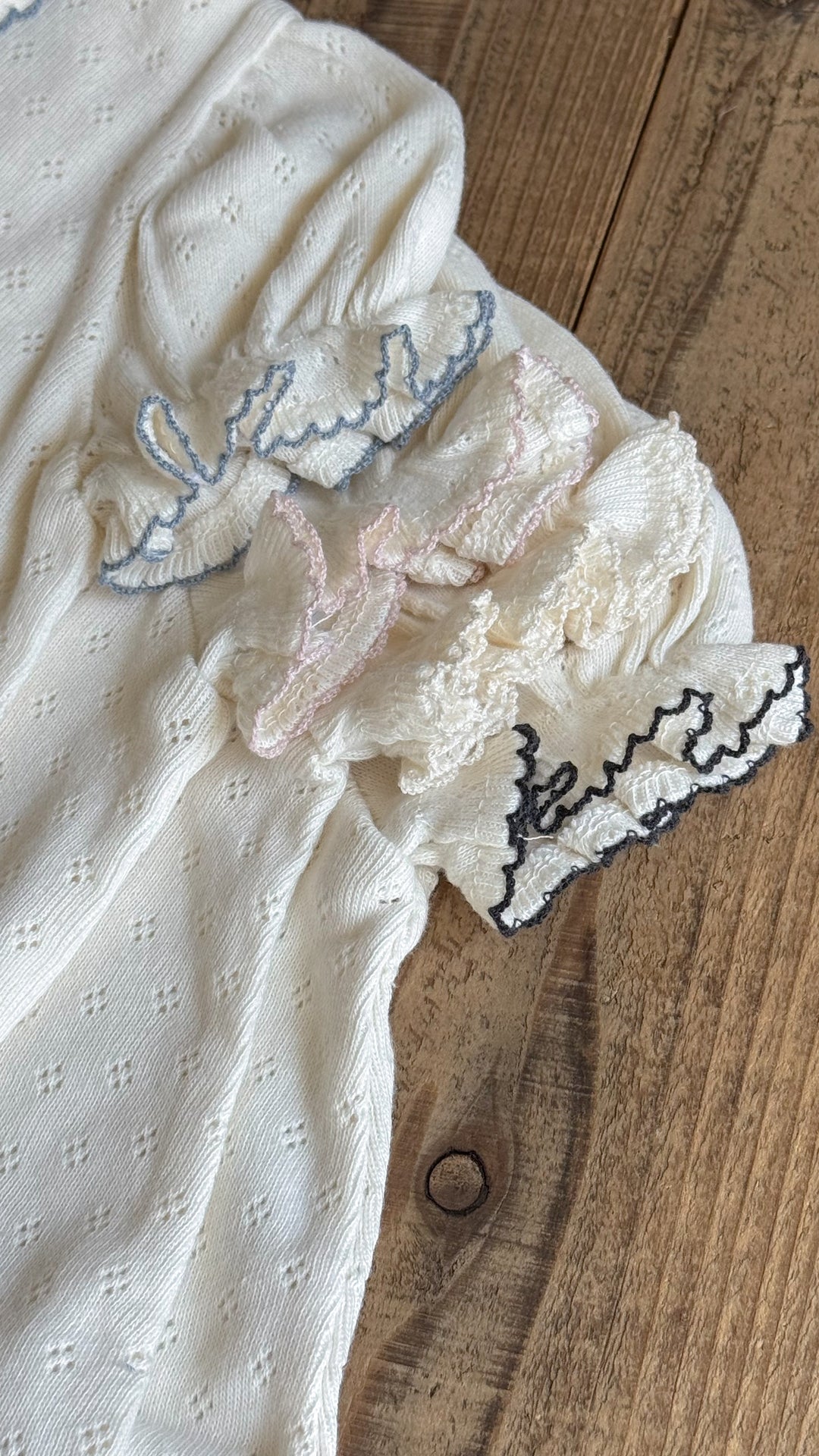 【予約】bébé / (半袖) hana picot lace suit