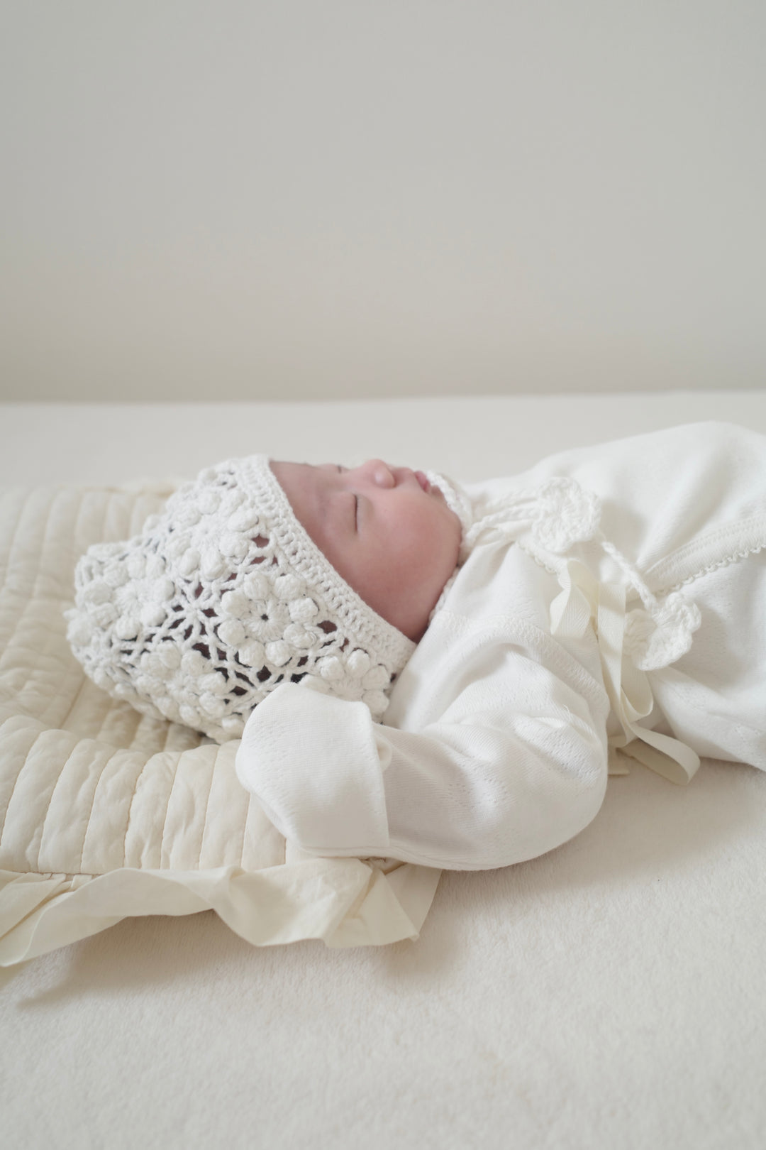 【即納】1gram  / Smile baby suit